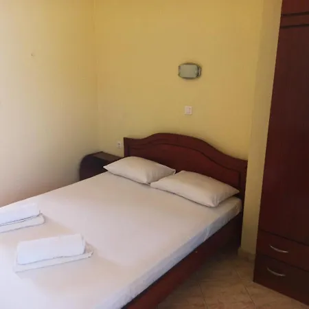 House Sartios Apartamento *