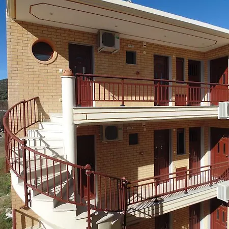 House Sartios *
