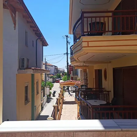Apartment House Sartios *