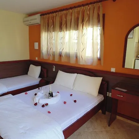 Apartment House Sartios *